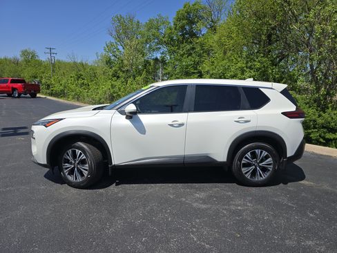 Used 2023 Nissan Rogue SV FWD image 21