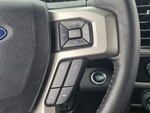 Used 2019 Ford F150 Lariat AWD/4WD image 29