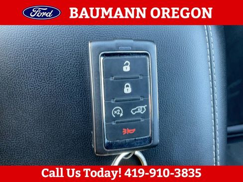 Used 2022 Jeep Grand Cherokee Altitude AWD/4WD image 23