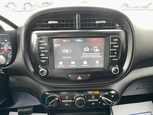 Used 2020 Kia Soul S FWD image 20