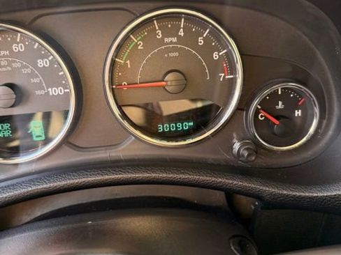 Used 2017 Jeep Wrangler Unlimited Sahara w/ Max Tow Package image 2