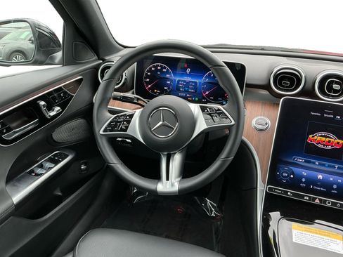 Used 2025 Mercedes-Benz C 300 Sedan image 11