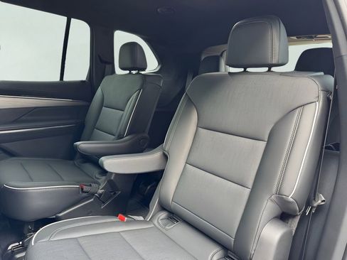 New 2026 Buick Enclave Preferred w/ LPO, Floor Liner Package FWD image 13