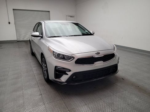Used 2019 Kia Forte S image 14