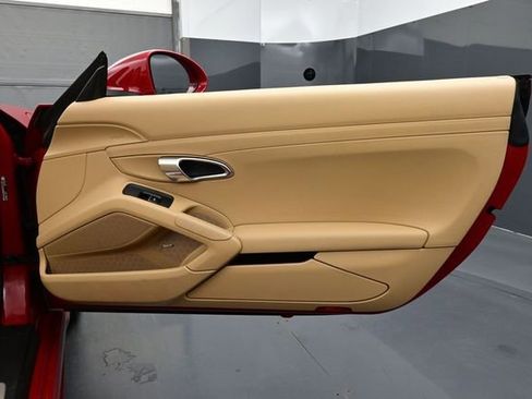 Certified 2017 Porsche 718 Boxster RWD image 15