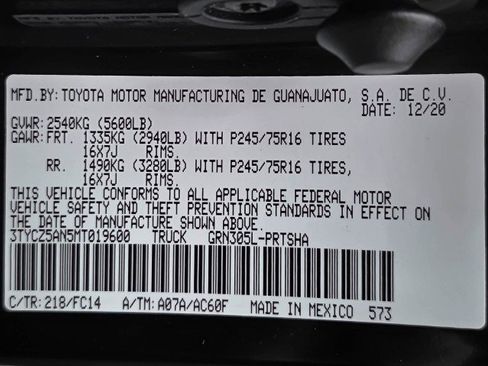 Used 2021 Toyota Tacoma SR5 AWD/4WD image 40