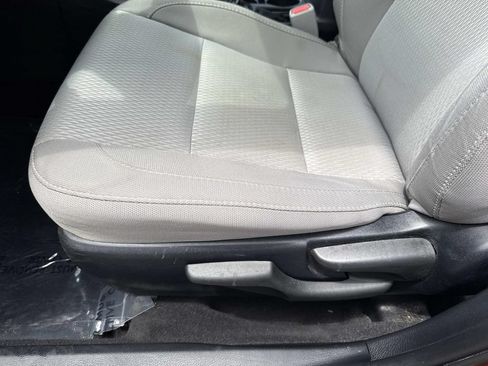 Used 2014 Toyota Corolla LE FWD image 25