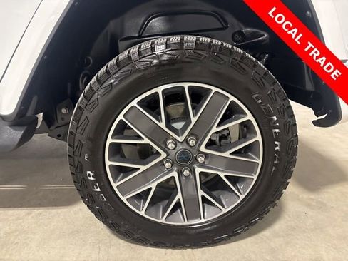 Used 2024 Jeep Wrangler High Altitude image 28