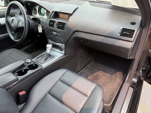 Used 2008 Mercedes-Benz C 300 4MATIC Sedan image 20