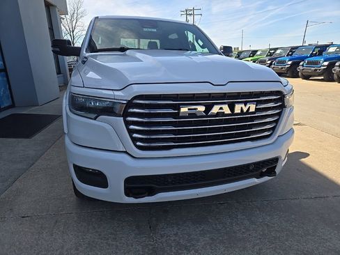New 2026 RAM 1500 Laramie w/ Laramie Preferred Package AWD/4WD image 16