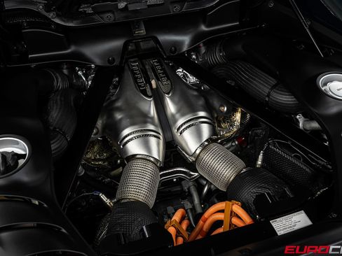 Used 2023 Ferrari 296 GTB RWD image 20
