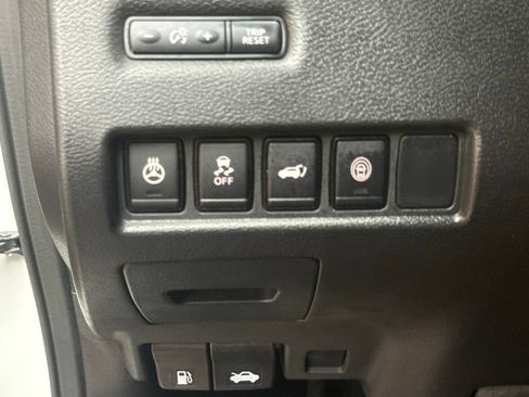 Used 2022 Nissan Murano SL w/ SL Moonroof Package FWD image 23