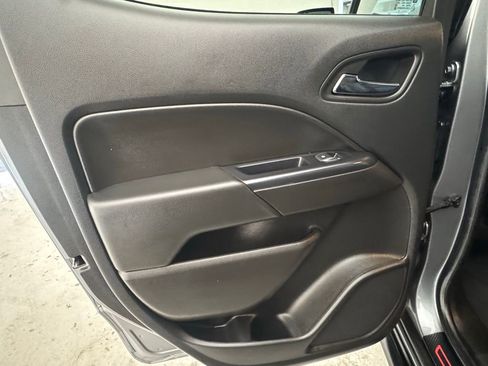 Used 2020 Chevrolet Colorado ZR2 image 21