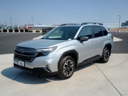Certified 2025 Subaru Forester Premium w/ Convenience Package #2 AWD/4WD image 7