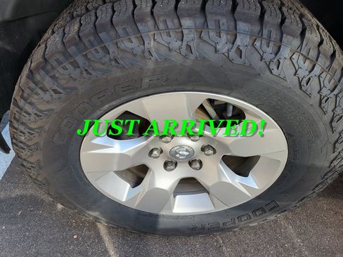 Used 2019 RAM 1500 Big Horn AWD/4WD image 4