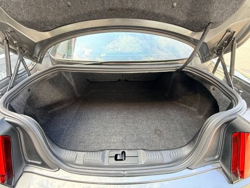 Used 2015 Ford Mustang Coupe RWD image 25