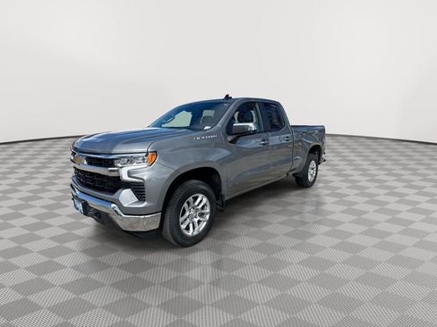 Used 2026 Chevrolet Silverado 1500 LT image 4