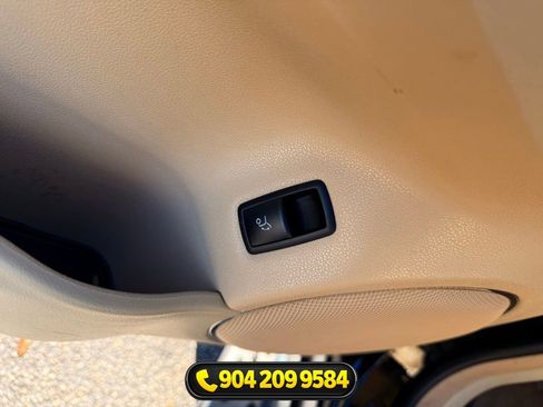 Used 2011 Mercedes-Benz GL 450 4MATIC image 12