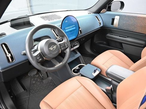 Used 2025 MINI Cooper Countryman S w/ Comfort Package Max AWD/4WD image 4
