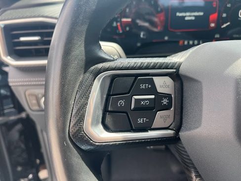 Used 2025 Ford Mustang Premium RWD image 19