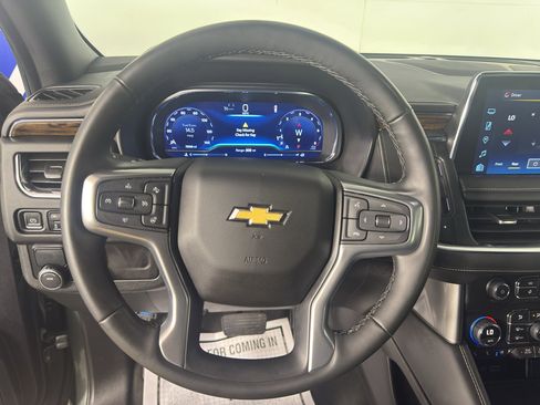 Used 2023 Chevrolet Suburban Premier RWD image 22