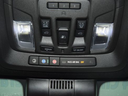 Used 2024 Chevrolet Silverado 3500 High Country w/ Technology Package AWD/4WD image 53