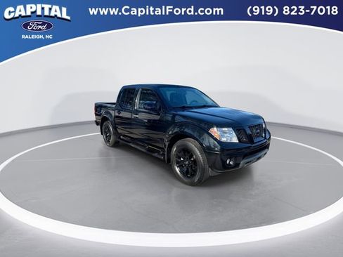 Used 2019 Nissan Frontier SV w/ Value Truck Package image 2