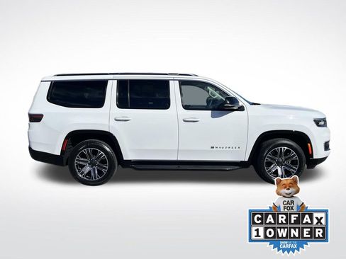 Used 2024 Jeep Wagoneer Series II w/ Flexible Seating Group image 2