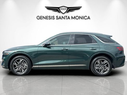 Used 2023 Genesis GV70 2.5T w/ Select Package AWD/4WD image 9