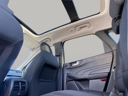 New 2026 Ford Escape Active w/ Active Premium Tech Pack FWD image 16