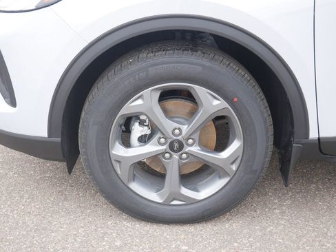 New 2026 Ford Escape ST-Line w/ Tech Pack #1 AWD/4WD image 9