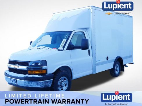 New 2025 Chevrolet Express 3500 w/ Power Convenience Package image 11