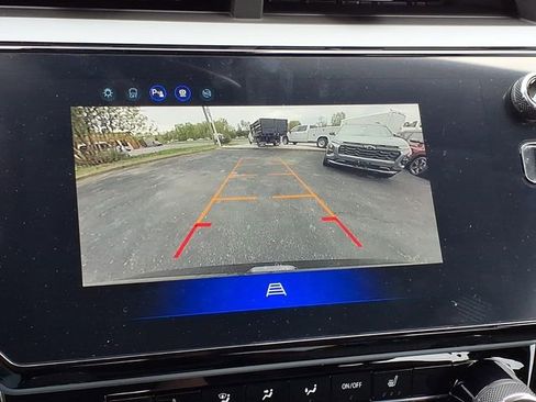 New 2027 Chevrolet Bolt LT w/ Comfort Package FWD image 13