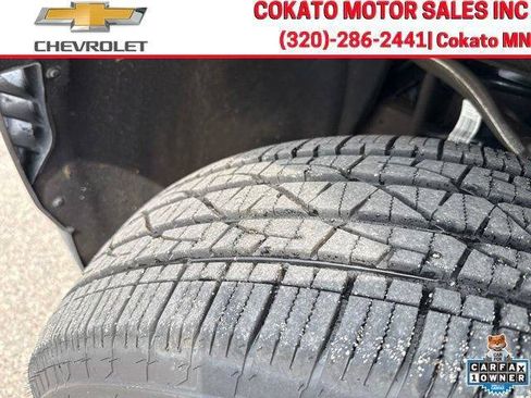 Used 2024 Chevrolet Suburban LT AWD/4WD image 9