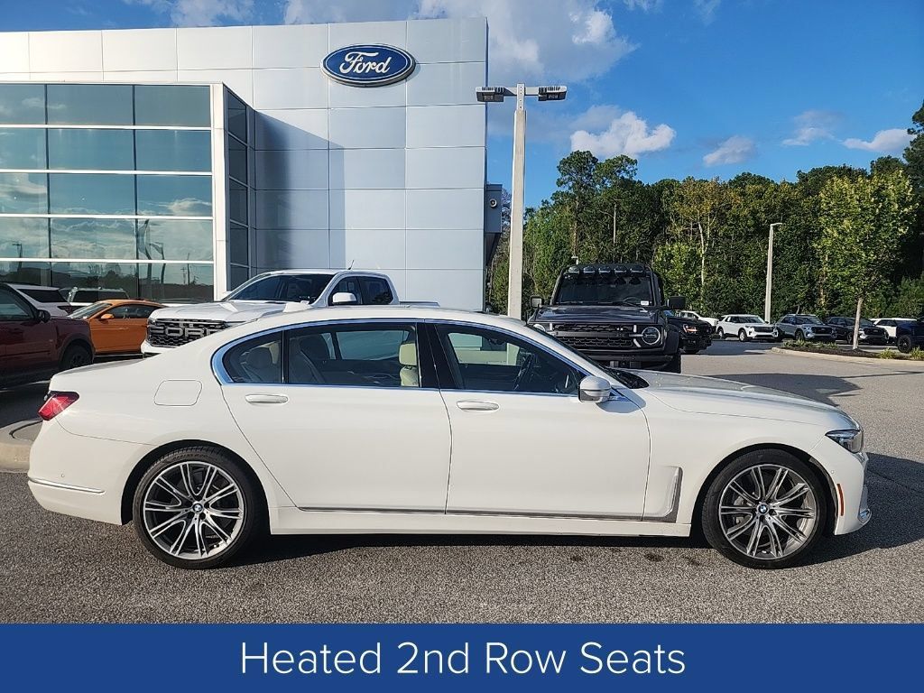 Used 2020 BMW 750i xDrive AWD/4WD image 2