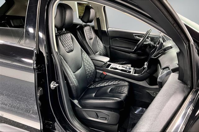 Used 2023 Ford Edge Titanium w/ Cargo Accessory Package AWD/4WD image 26