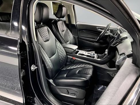 Used 2023 Ford Edge Titanium w/ Cargo Accessory Package AWD/4WD image 26