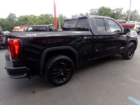 Used 2022 GMC Sierra 1500 Elevation image 3