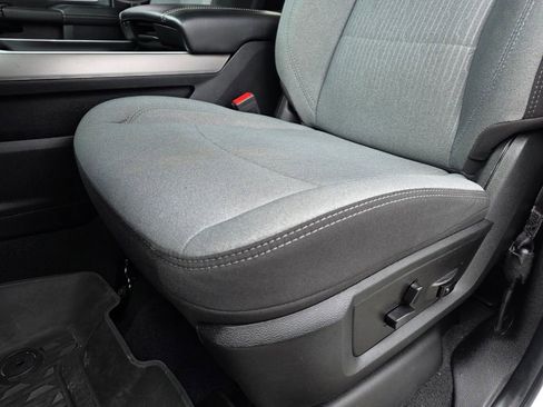 Used 2024 RAM 2500 Big Horn w/ Off Road Package image 22