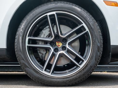 Certified 2021 Porsche Macan S AWD/4WD image 15