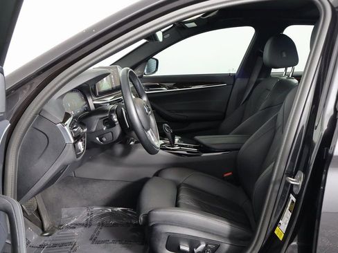 Used 2023 BMW 540i w/ Premium Package RWD image 10