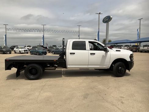 Used 2025 RAM 3500 Tradesman AWD/4WD image 5