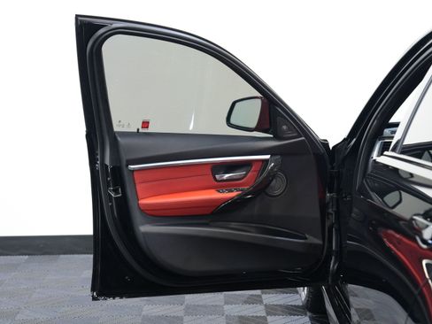 Used 2017 BMW 340i Sedan RWD image 21