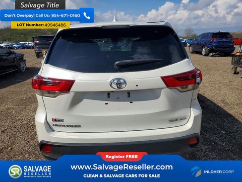 Used 2018 Toyota Highlander XLE AWD/4WD image 8