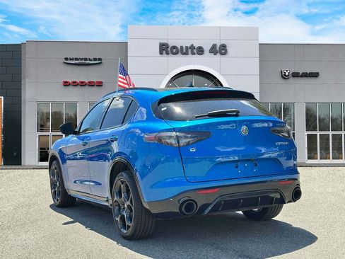 Used 2024 Alfa Romeo Stelvio Veloce AWD/4WD image 4