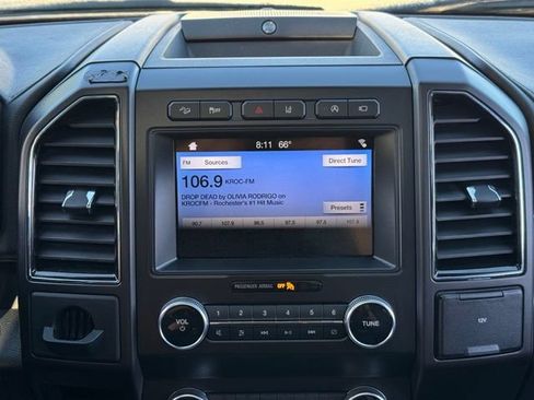Certified 2019 Ford Expedition Limited w/ Equipment Group 302A AWD/4WD image 3