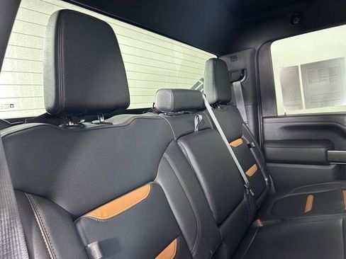 Used 2022 GMC Sierra 3500 AT4 image 12