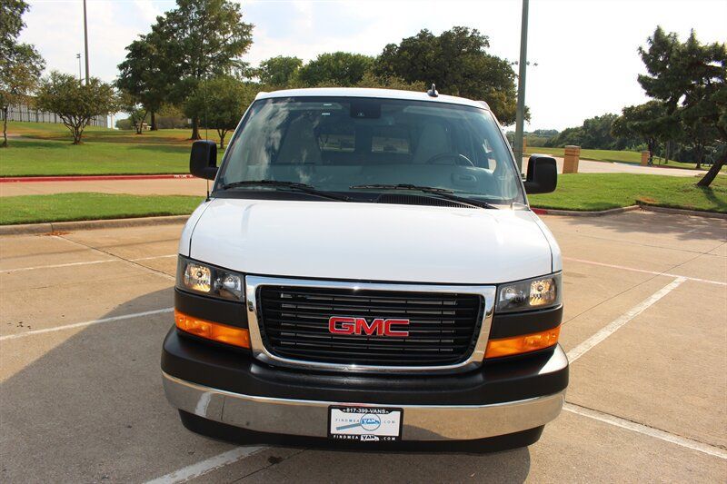 Used 2025 GMC Savana 3500 LT w/ LT Preferred Equipment Group RWD image 6