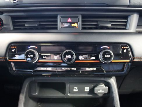 New 2026 Honda Pilot TrailSport image 42