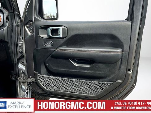 Used 2022 Jeep Gladiator Mojave w/ Trailer Tow Package AWD/4WD image 28